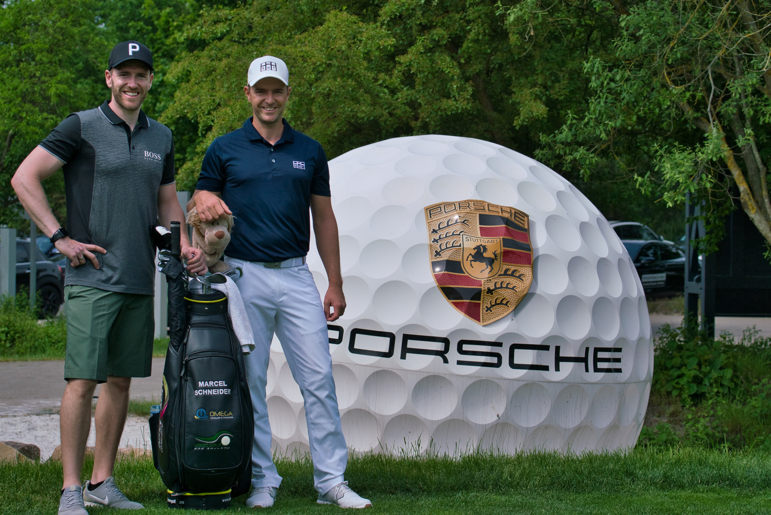 Marcel Schneider (mit Caddie Pascal Schneider) Porsche Open 2021